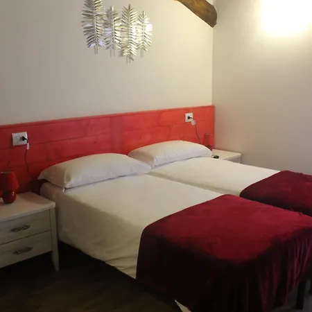 Podere Lambure- Societa Agricola Farm stay Popiglio