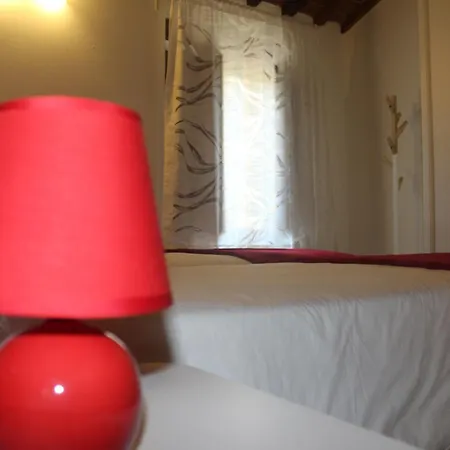 Podere Lambure- Societa Agricola Farm stay Popiglio
